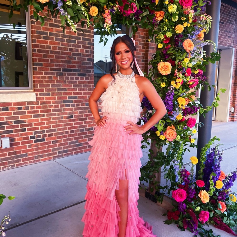Love shack fancy Elegant Pink Ruffled Evening Gown - Picture 2 of 4
